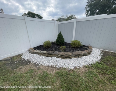 3136 Hiawatha Avenue - Photo Thumbnail 14