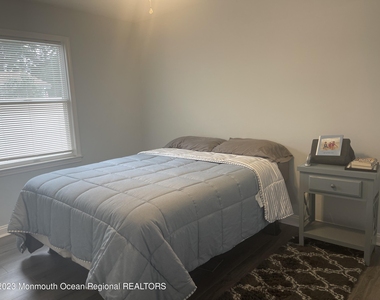 3136 Hiawatha Avenue - Photo Thumbnail 9