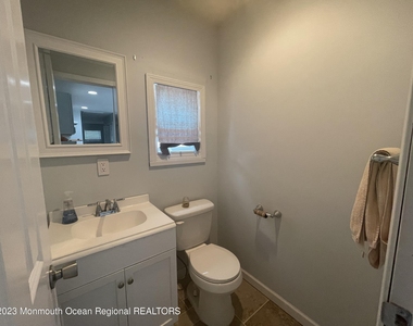 3136 Hiawatha Avenue - Photo Thumbnail 3