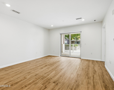 165 Pavilion Avenue - Photo Thumbnail 7