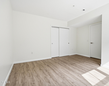 165 Pavilion Avenue - Photo Thumbnail 13