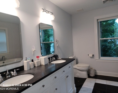 241 Woodcrest Road - Photo Thumbnail 9