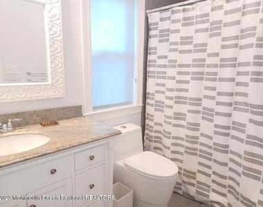 241 Woodcrest Road - Photo Thumbnail 11