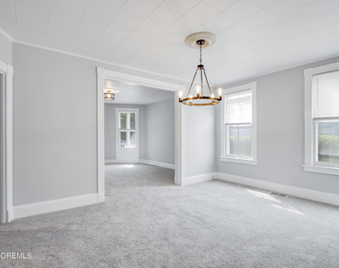 81 Woodbridge Avenue - Photo Thumbnail 7
