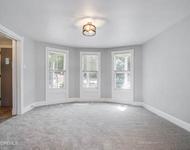 81 Woodbridge Avenue - Photo Thumbnail 4