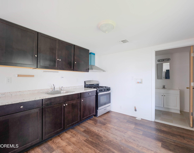 11 Bray Avenue - Photo Thumbnail 5