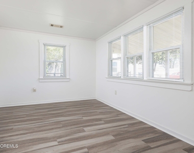 16 E Long Branch Avenue - Photo Thumbnail 12