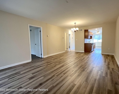 70 Overlook Way - Photo Thumbnail 5