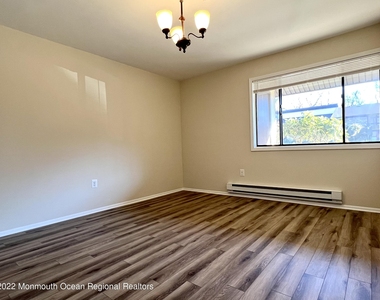 70 Overlook Way - Photo Thumbnail 7