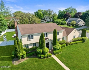 16 Bridle Drive - Photo Thumbnail 16