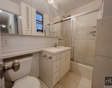 West 68th Street - Photo Thumbnail 3