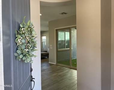13158 W Brookhart Way - Photo Thumbnail 4