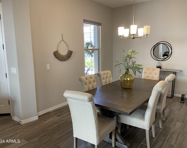 13158 W Brookhart Way - Photo Thumbnail 16