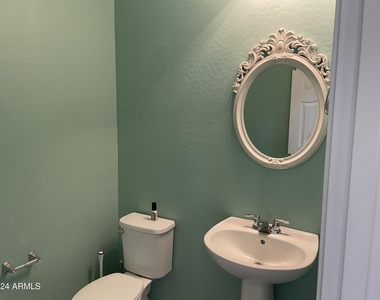 17560 W Lilac Street - Photo Thumbnail 6