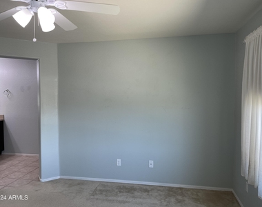 17560 W Lilac Street - Photo Thumbnail 9