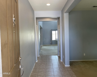 17560 W Lilac Street - Photo Thumbnail 3
