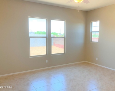 14306 W Voltaire Street - Photo Thumbnail 3
