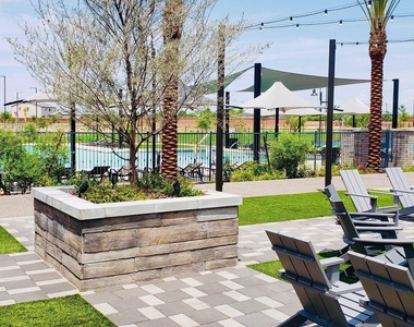 14306 W Voltaire Street - Photo Thumbnail 20