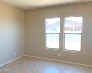 14306 W Voltaire Street - Photo Thumbnail 6