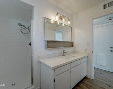 709 W 2nd Place - Photo Thumbnail 19