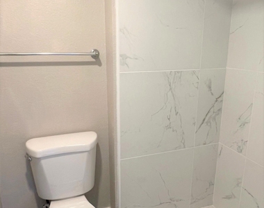 533 W Guadalupe Road - Photo Thumbnail 14