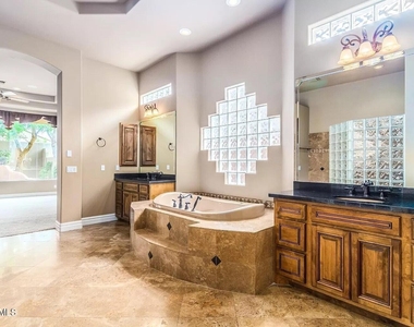 1701 S Jay Place - Photo Thumbnail 10