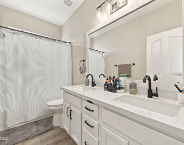 9175 W Alex Avenue - Photo Thumbnail 24