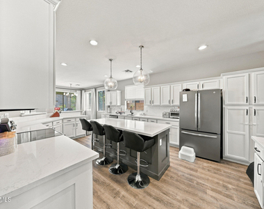 9175 W Alex Avenue - Photo Thumbnail 6