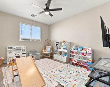 9175 W Alex Avenue - Photo Thumbnail 21