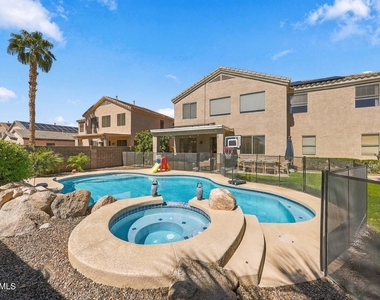 9175 W Alex Avenue - Photo Thumbnail 32