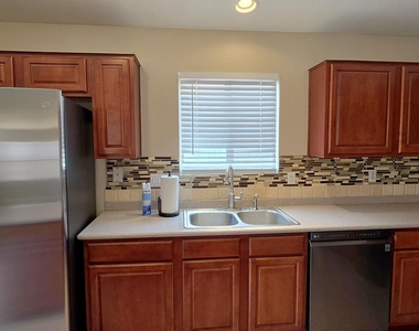 15213 N Luna Street - Photo Thumbnail 10