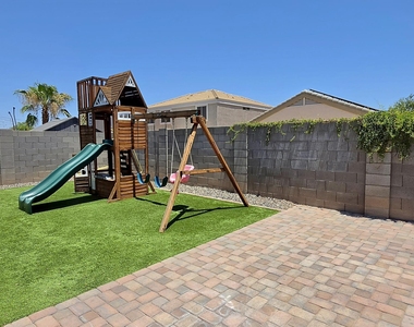 15213 N Luna Street - Photo Thumbnail 33