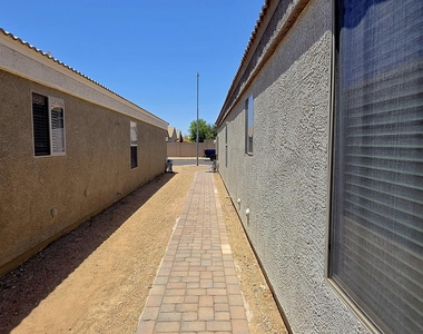 15213 N Luna Street - Photo Thumbnail 31
