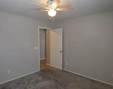 15213 N Luna Street - Photo Thumbnail 26