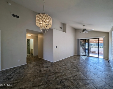1902 N Barkley -- - Photo Thumbnail 15