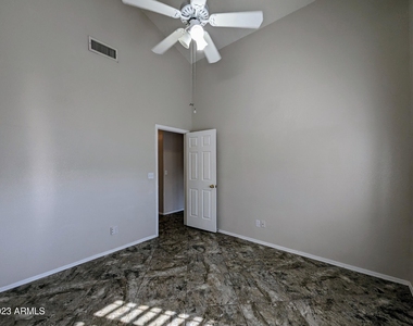 1902 N Barkley -- - Photo Thumbnail 37