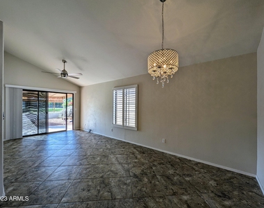 1902 N Barkley -- - Photo Thumbnail 12