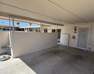 10537 W Coggins Drive - Photo Thumbnail 1