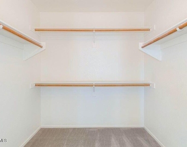 1631 E Flint Street - Photo Thumbnail 14