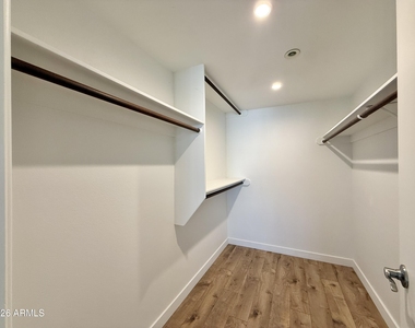 7850 E Camelback Road - Photo Thumbnail 19