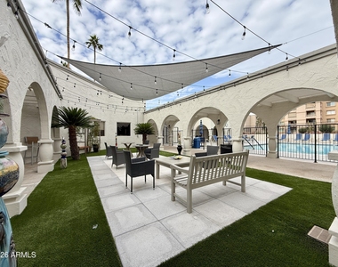 7850 E Camelback Road - Photo Thumbnail 24