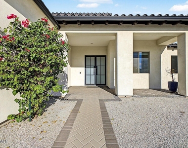 6645 S Solado Place - Photo Thumbnail 1
