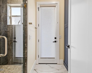 6645 S Solado Place - Photo Thumbnail 28