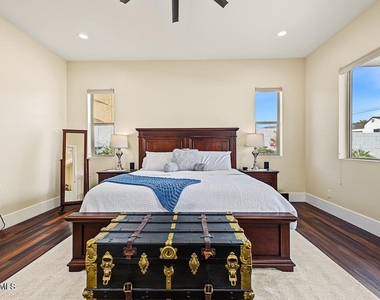 6645 S Solado Place - Photo Thumbnail 19
