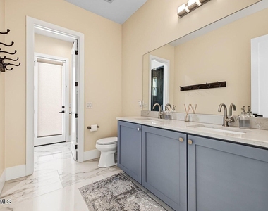 6645 S Solado Place - Photo Thumbnail 21