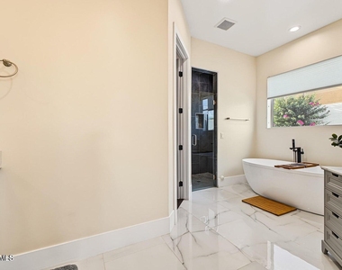 6645 S Solado Place - Photo Thumbnail 22