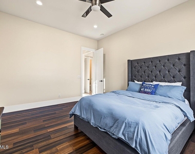 6645 S Solado Place - Photo Thumbnail 29