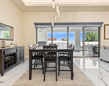 6645 S Solado Place - Photo Thumbnail 10
