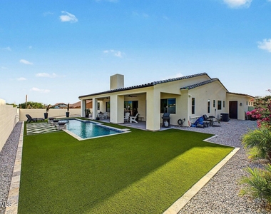 6645 S Solado Place - Photo Thumbnail 37