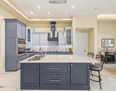 6645 S Solado Place - Photo Thumbnail 11